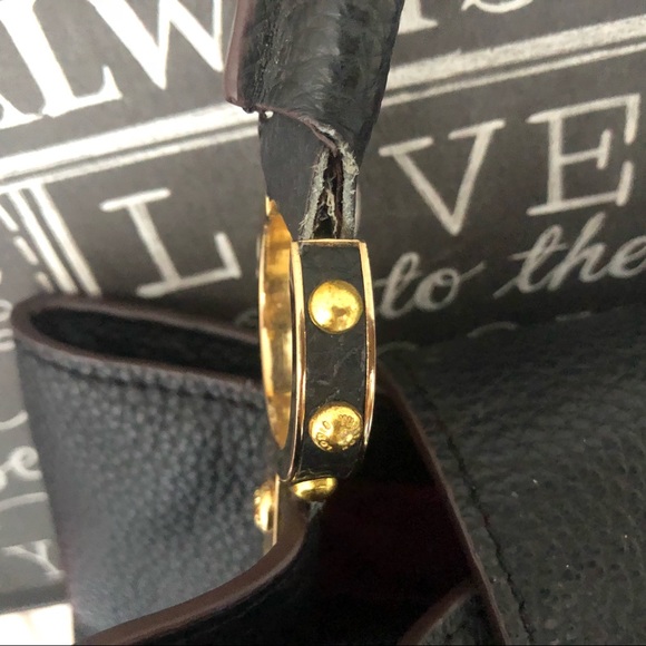 Louis Vuitton Capucines MM 100% authentic - Picture 5 of 8